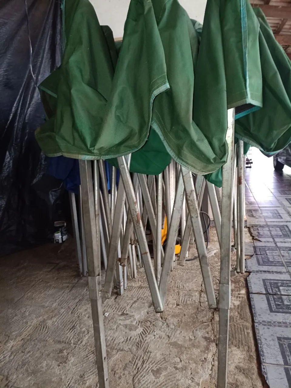 Tenda sanfonada 2x3 R$600,00 - Foto 3