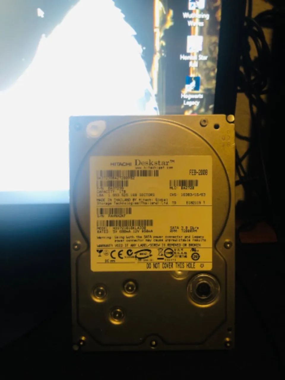 HD HITOCHI DESKSTAR403953521462487042