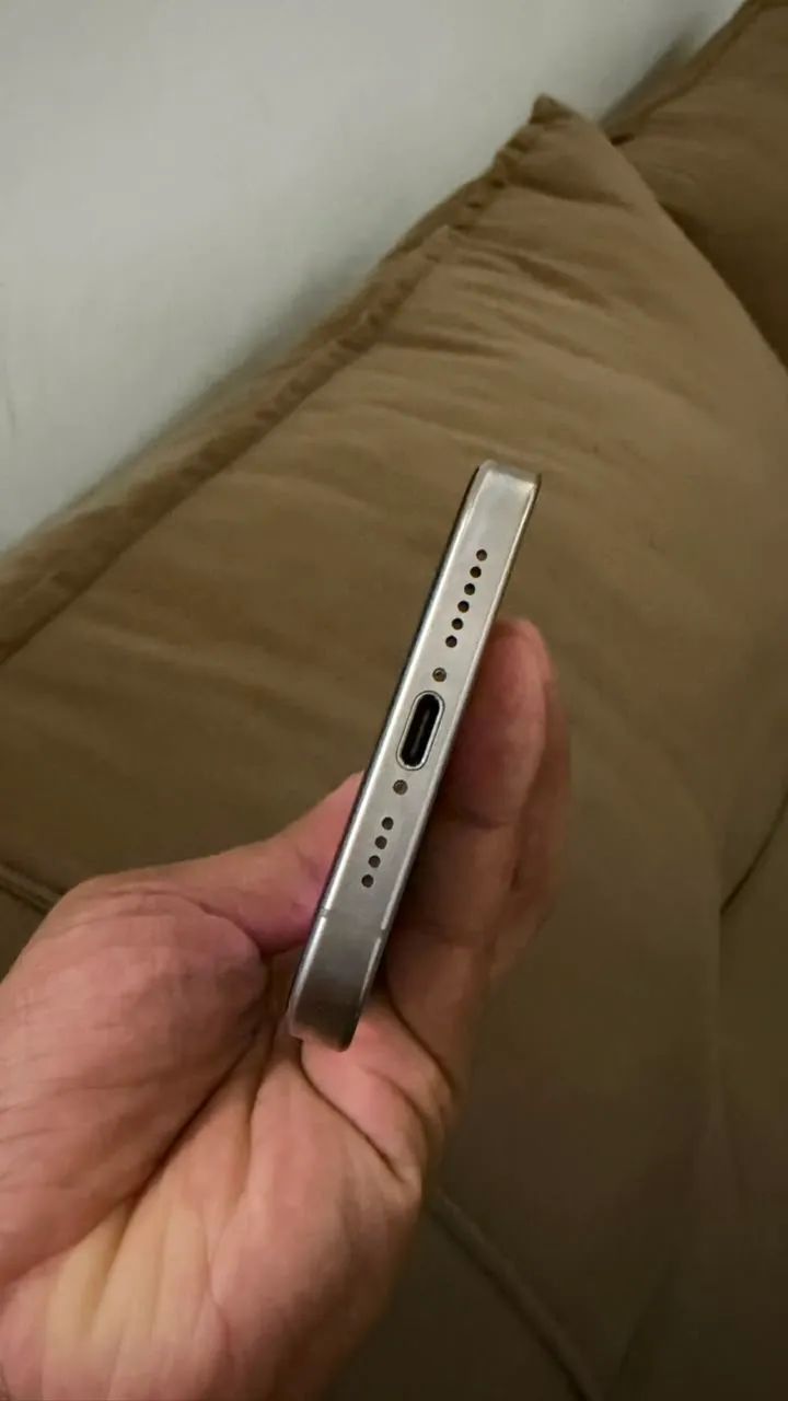 iPhone 15 pro Max - Foto 5