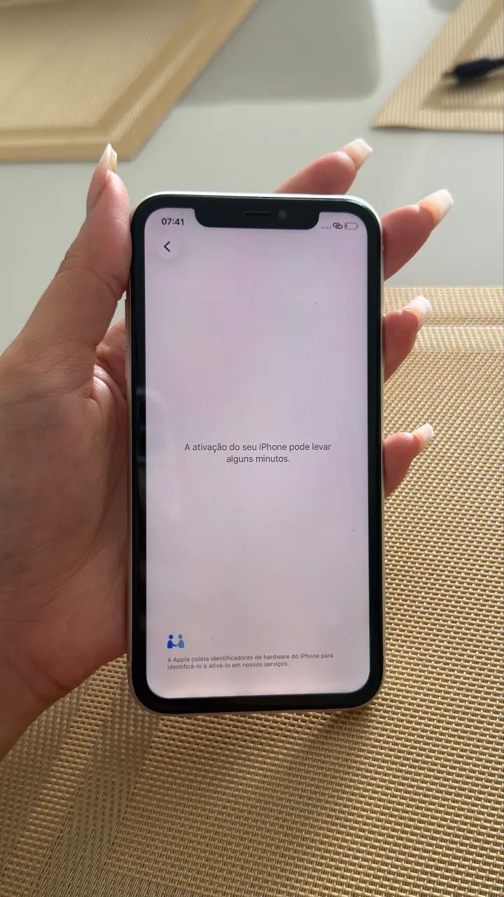 iPhone 11 128gb branco / sem pegar Face ID  - Foto 3