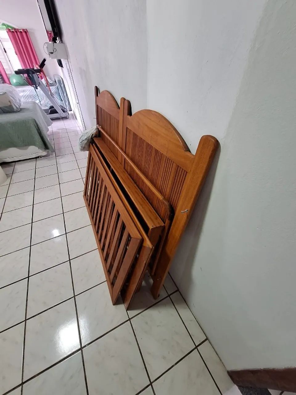 Berço de madeira maciça  - Foto 3