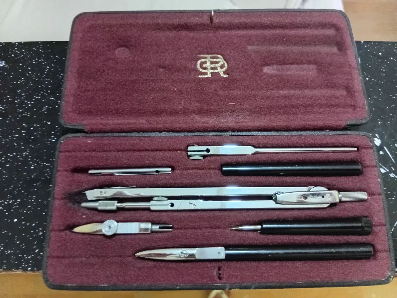 Compasso - Foto 2