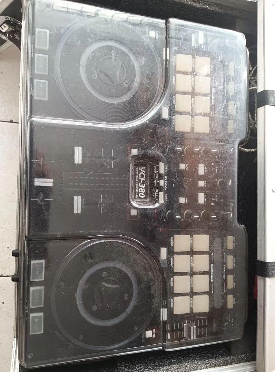 Controladora vestax VCI 380 - Equipamentos e Acessórios de Som