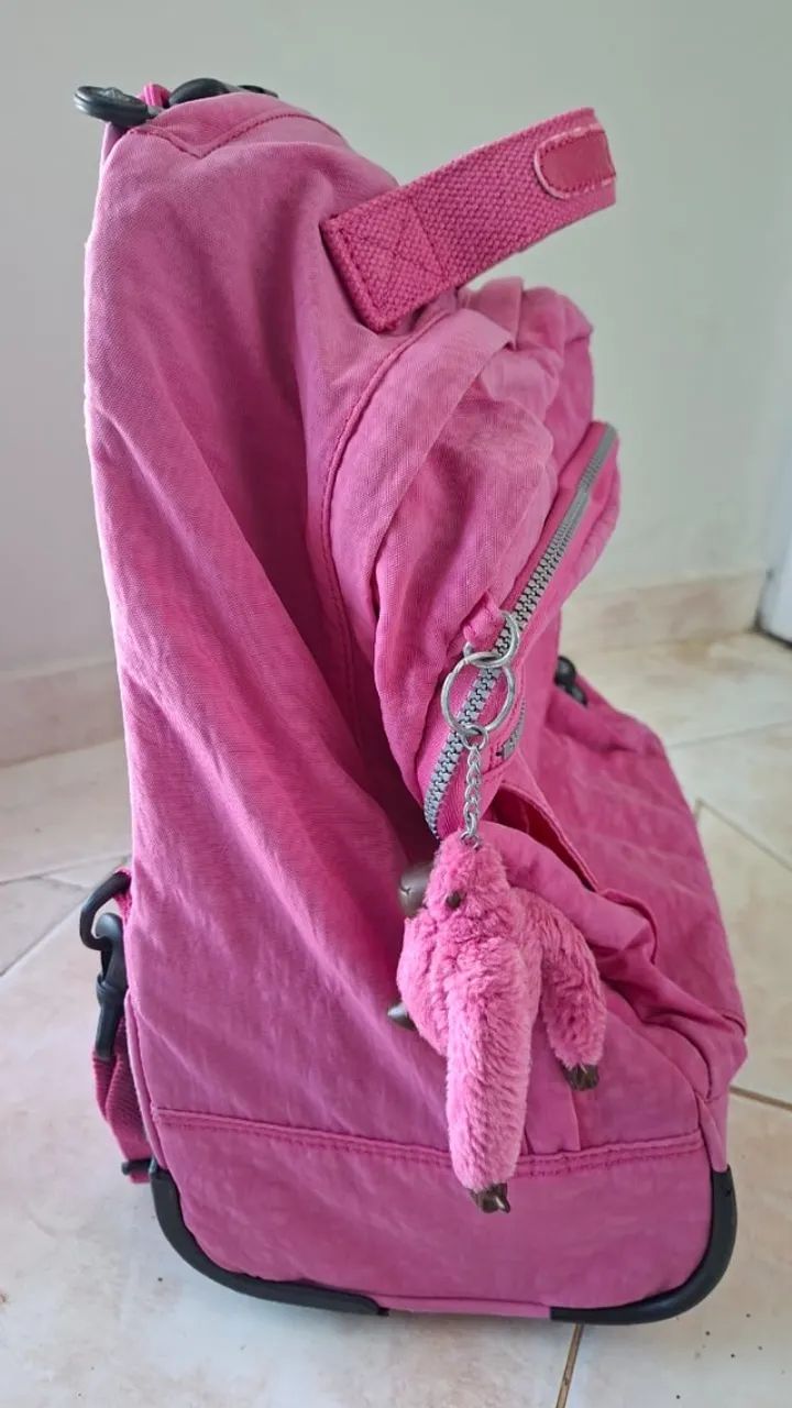 Mochila Kipling Rosa com Rodinhas - Original - Foto 2