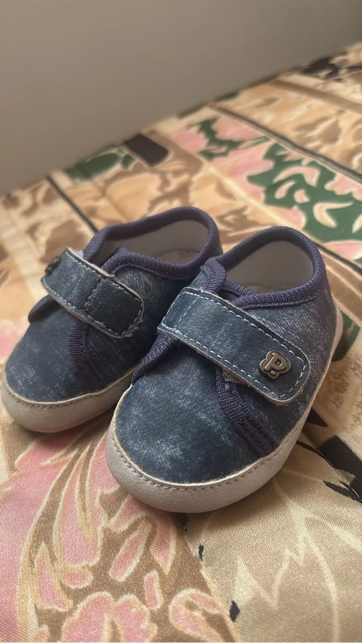 Lote com 10 pares de sapatinhos de bebê menino ? Excelente estado  - Foto 5