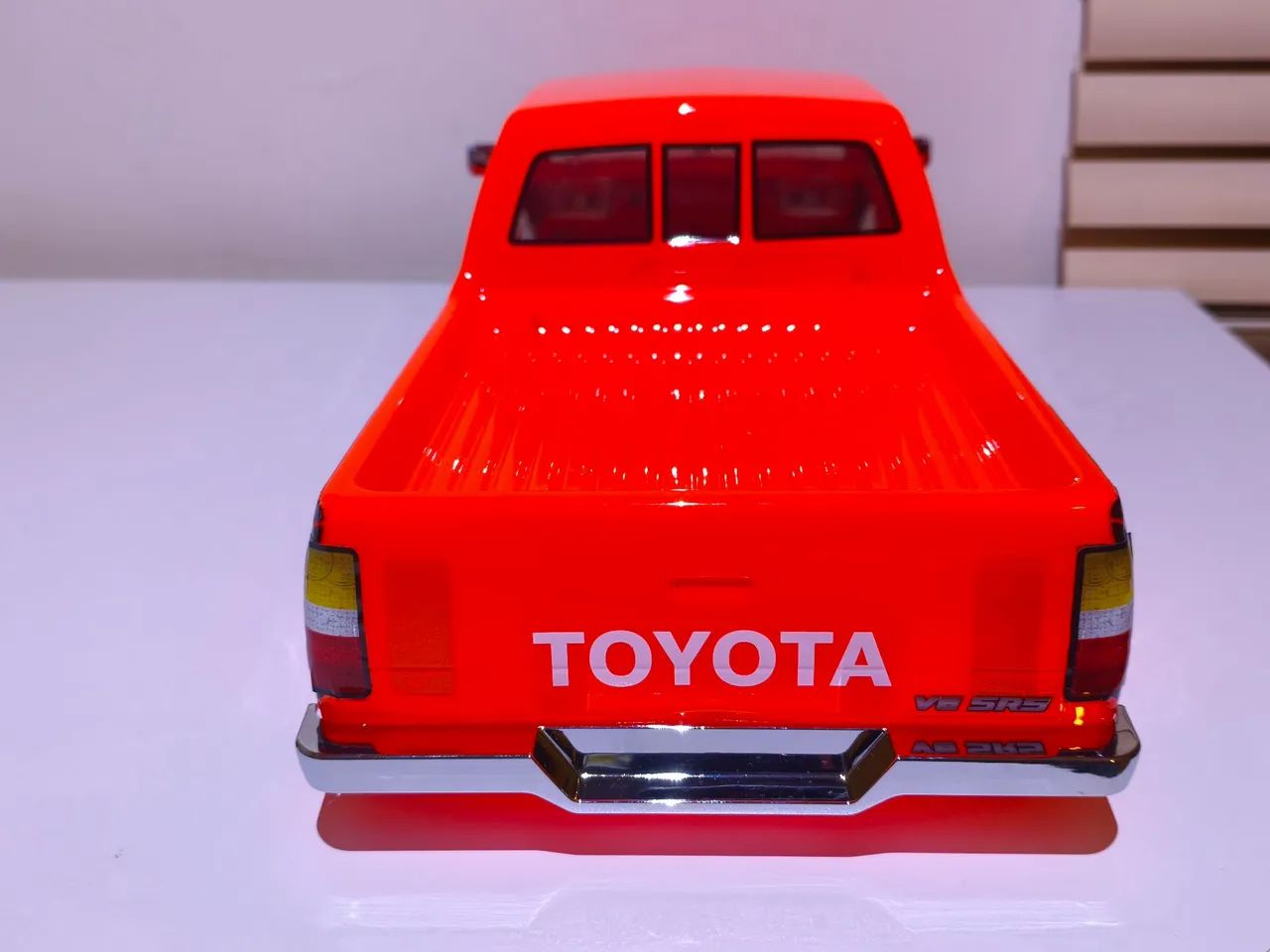 Bolha automodelo crawler 1:10 com encaixe para iluminação. - Foto 4