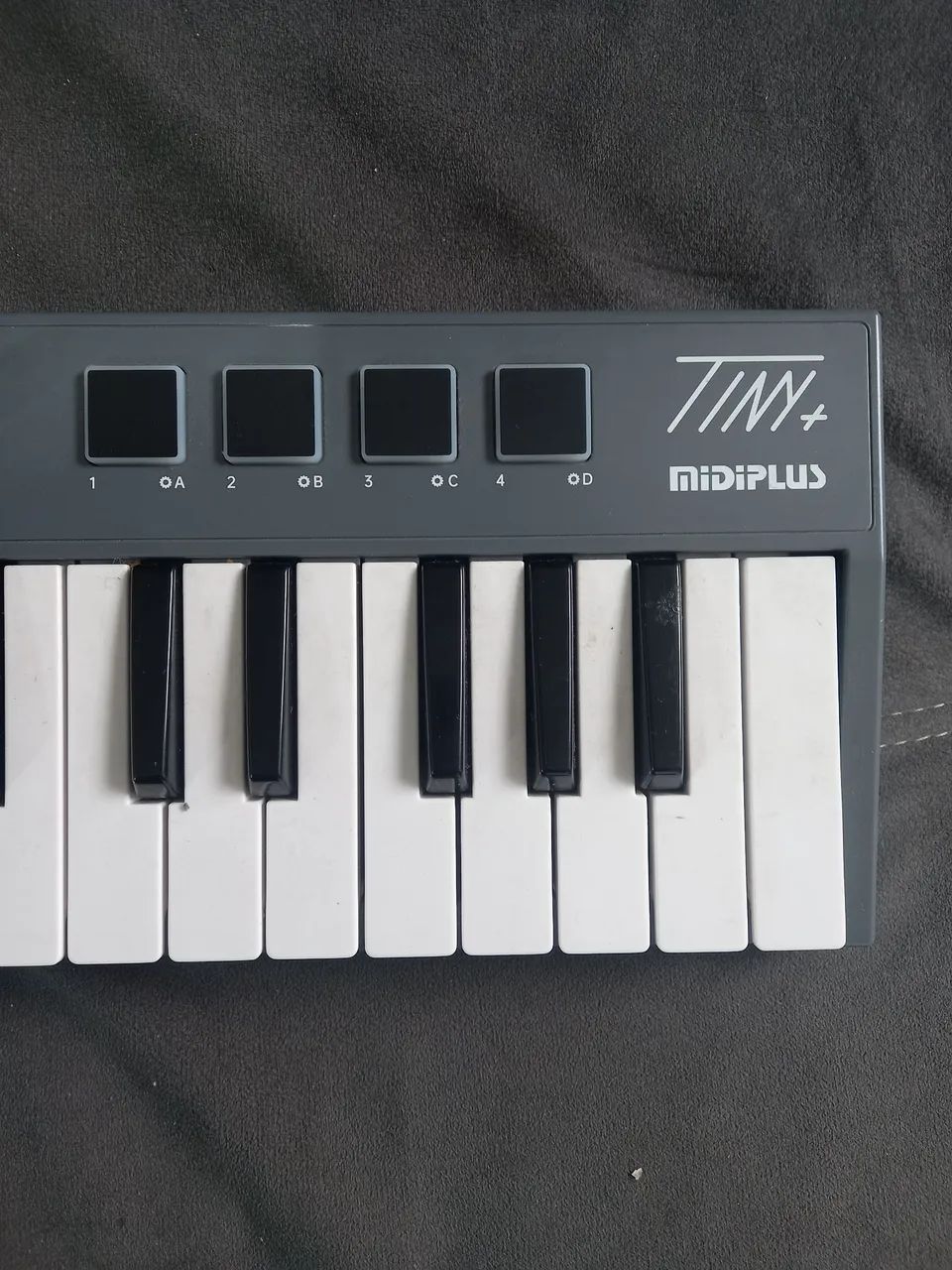 Controlador 32 teclas Midiplus Tiny plus - Foto 2