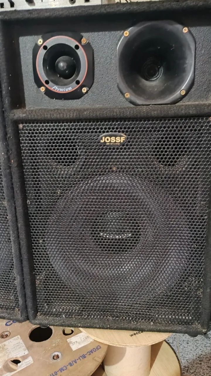 Vendo duas caixas fone de 15 polegadas bem conservado - Foto 5