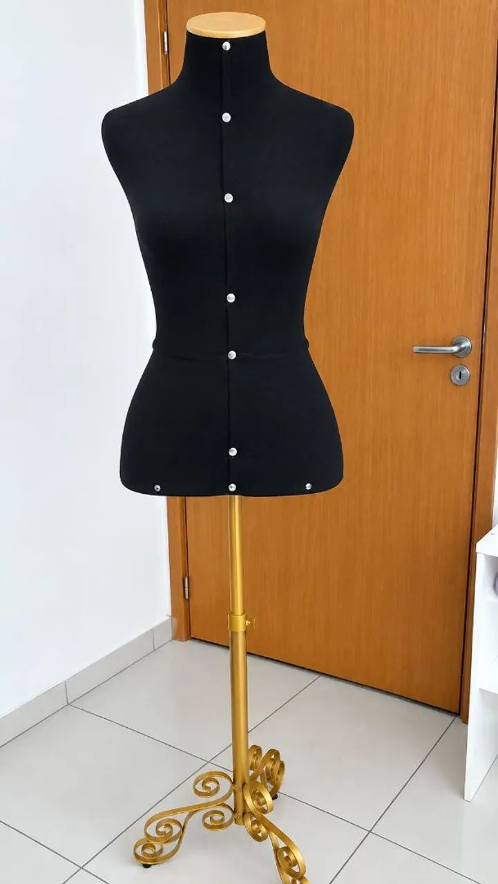 Vende-se manequim de ótima qualidade - Foto 2