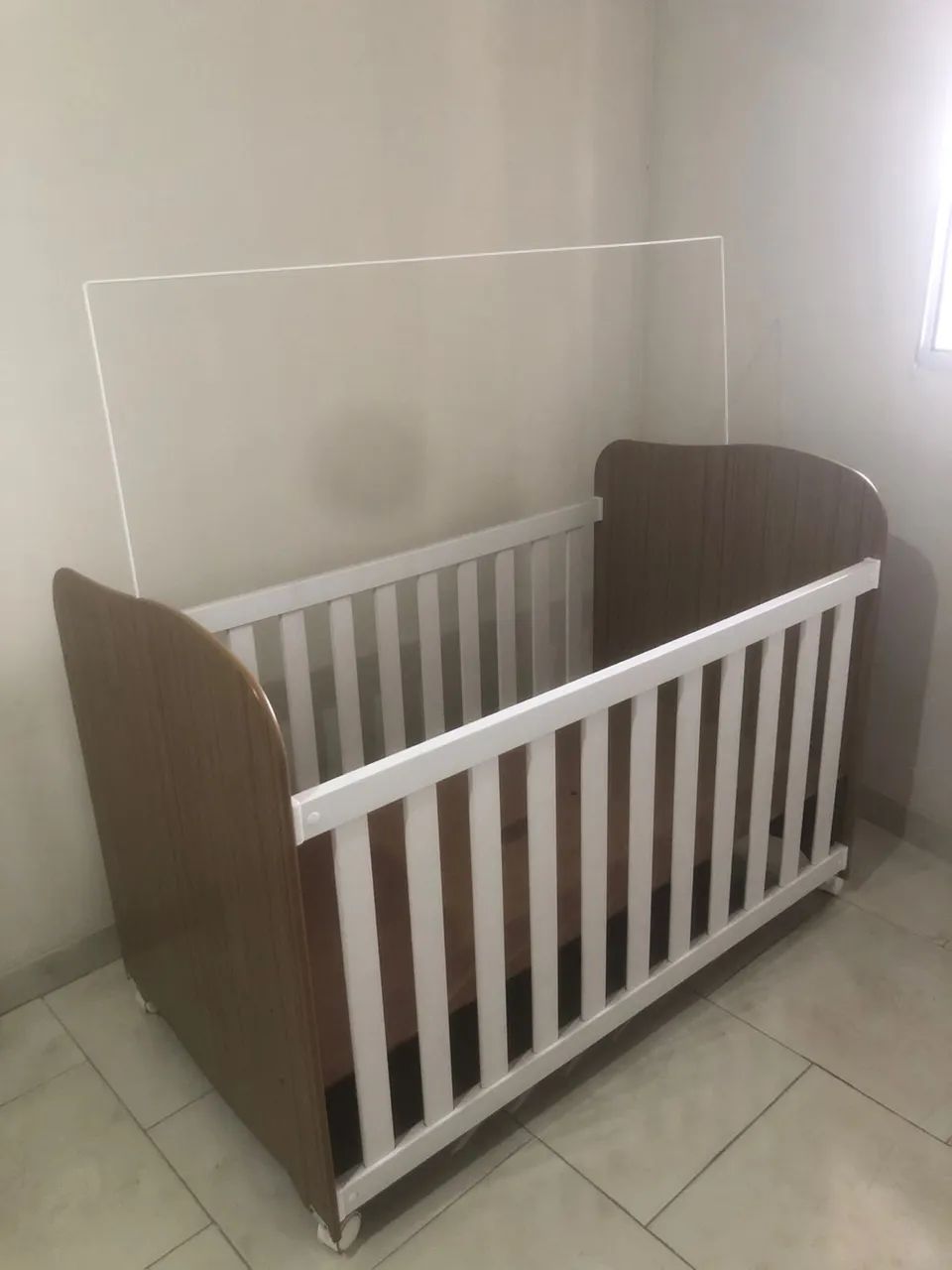 Berço em MDF (sem colchão)