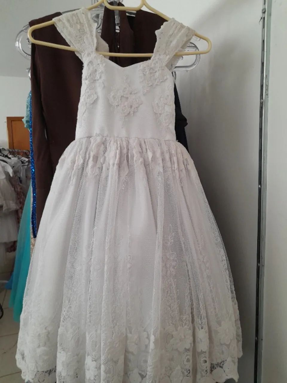 Vendo vários vestidos  de Dama - Foto 5