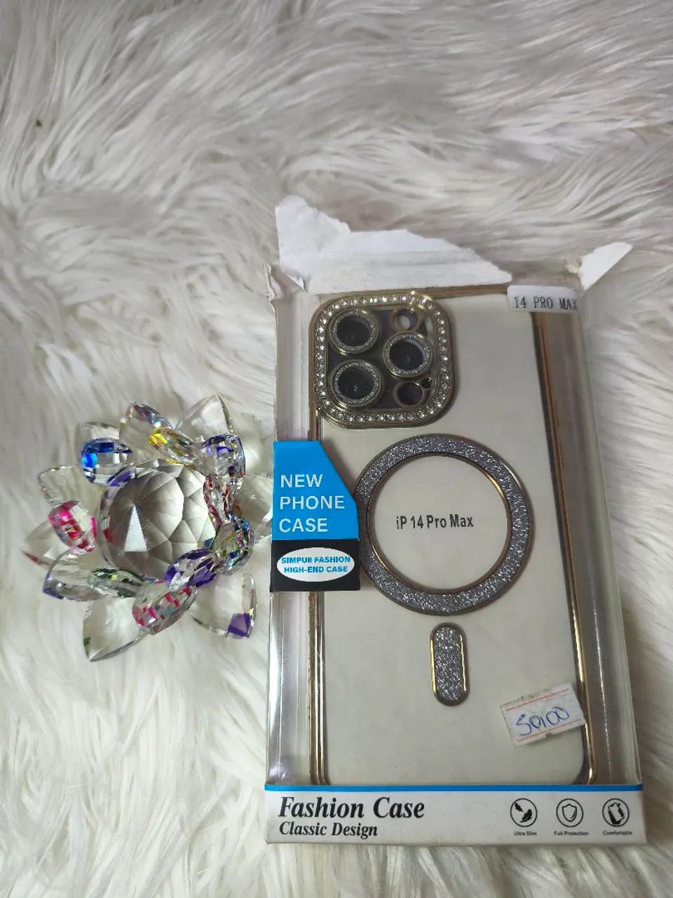Capas para iPhone com strass e design diferenciado - Foto 4