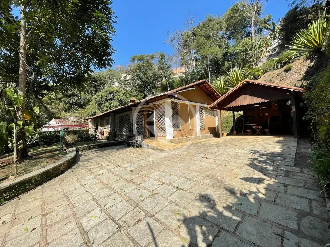 Casa linear de 3 quartos, ampla e cercada pela natureza em Teresópolis codigo: 360176 - Foto 3