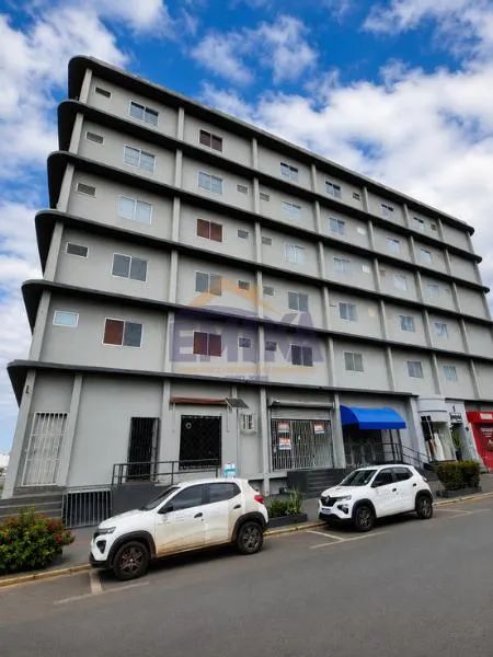 Comercial/Industrial com 10 sala(s) no bairro Quilombo em Cuiabá - MT