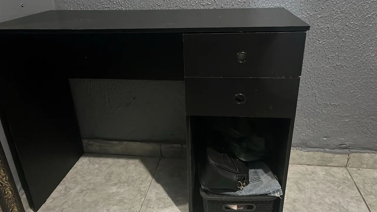 Escrivaninha  - Foto 2