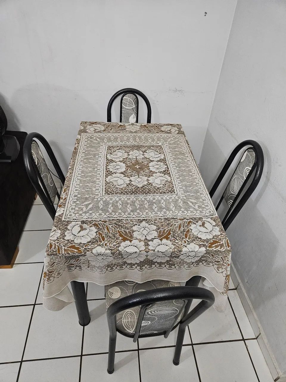 Mesa de Cozinha 4 cadeiras Preto/Granito - Foto 2