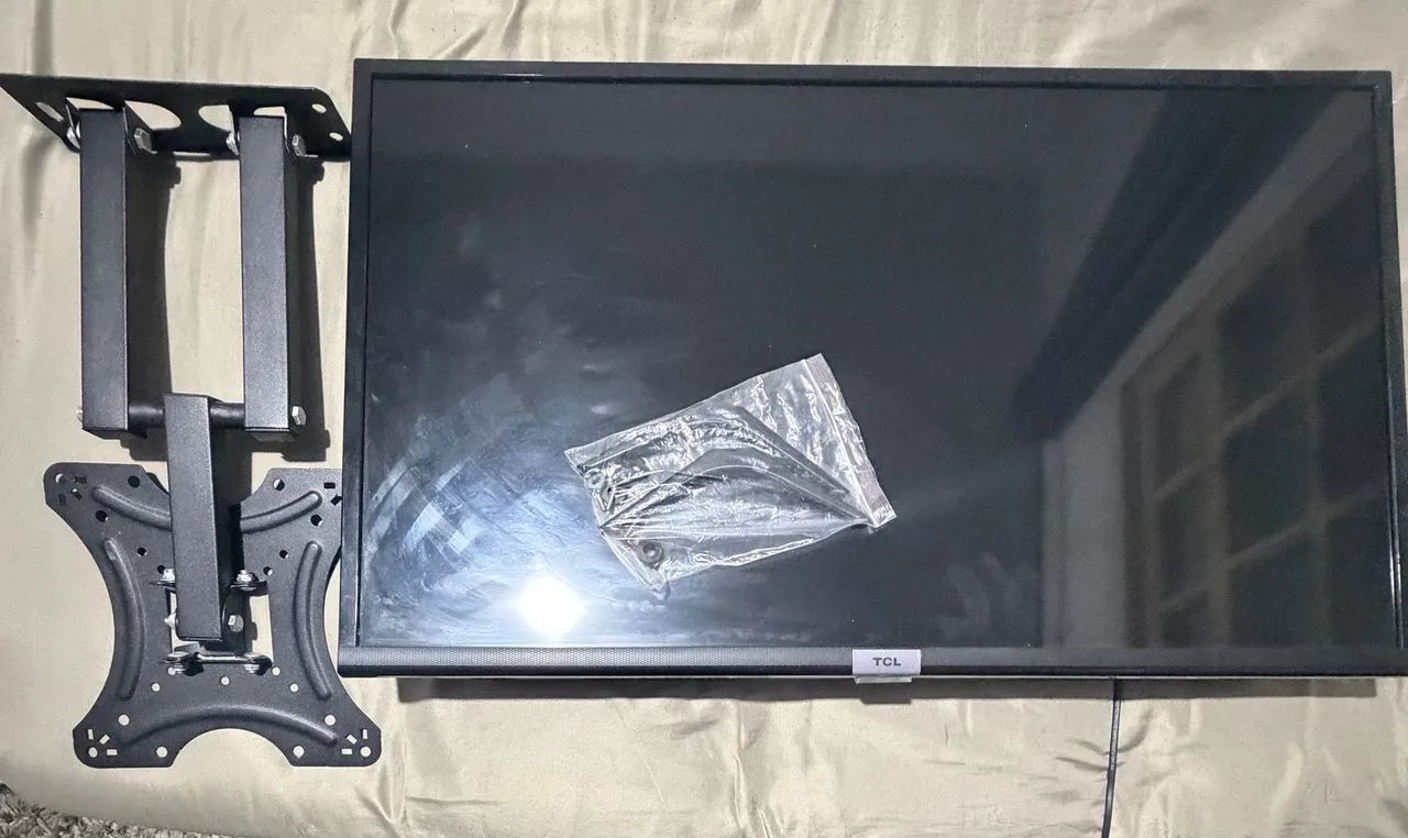 Smart TV TCL 32? em ótimo + braço articulado  - Foto 5