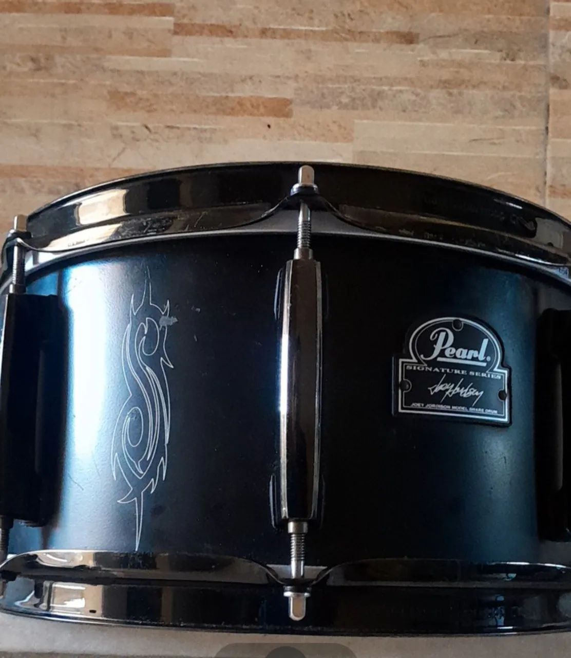 Caixa pearl Joy Jordison. 