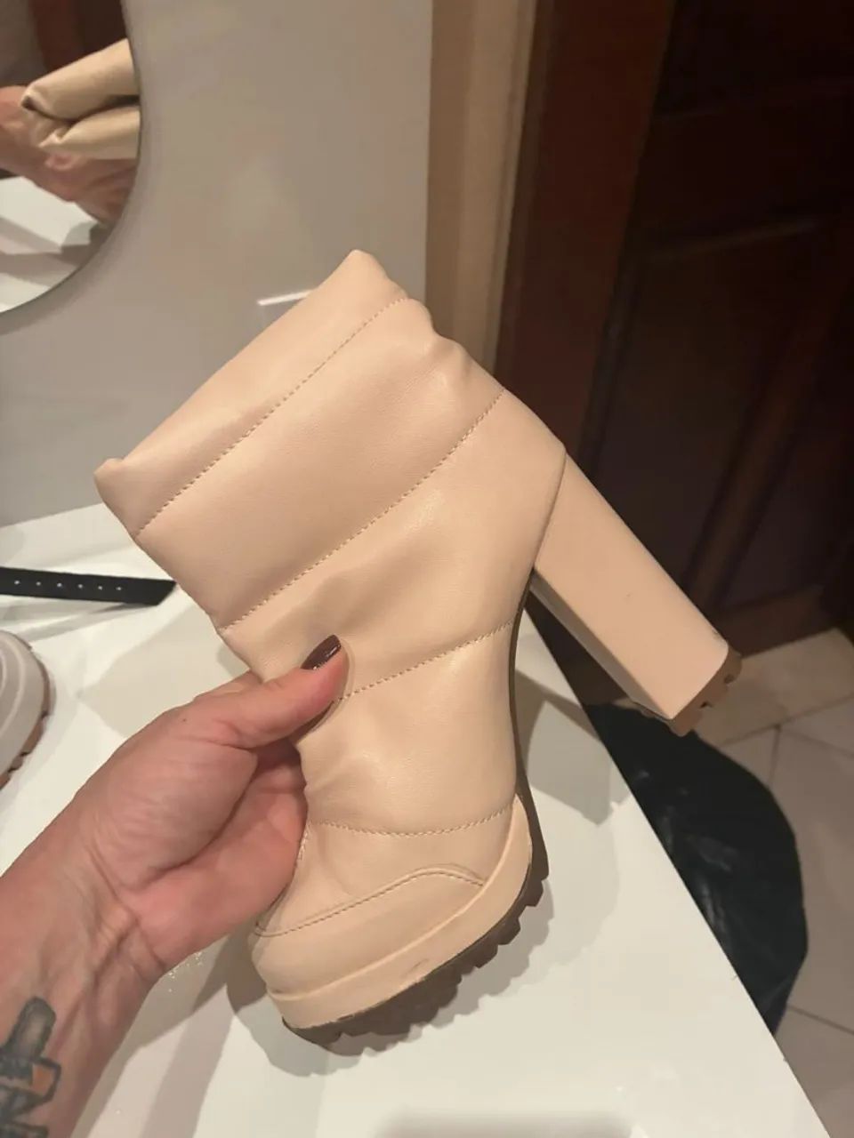 BOTA AREZZO SEMI NOVA N° 34 - Foto 2