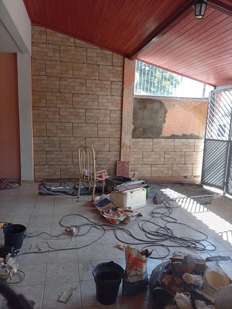 Pedreiro de acabamento em geral 
