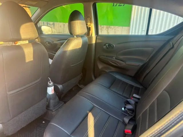 Nissan Versa 2020