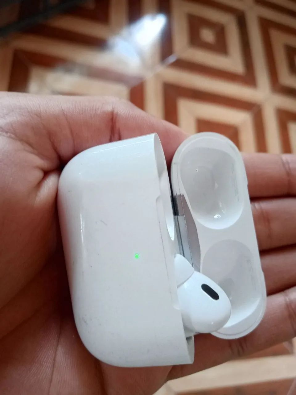 Vendo airpods 4 somente lado direito - Fones de Ouvido - Paço do