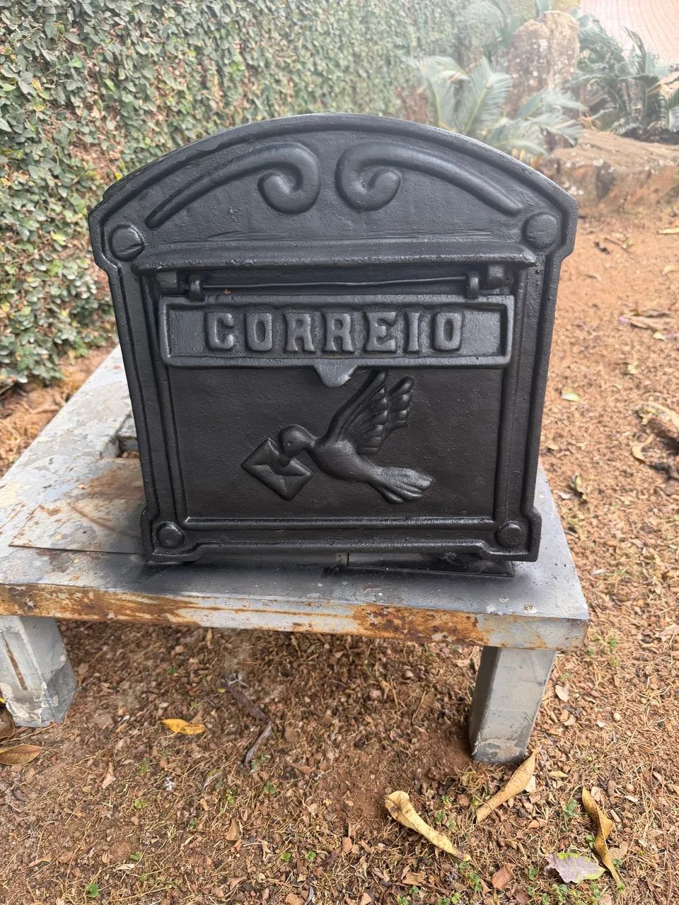 Caixa de correios de ferro fundido - Foto 2