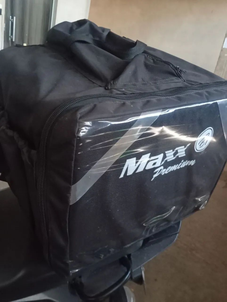 Vendo Bag de entrega nova preta