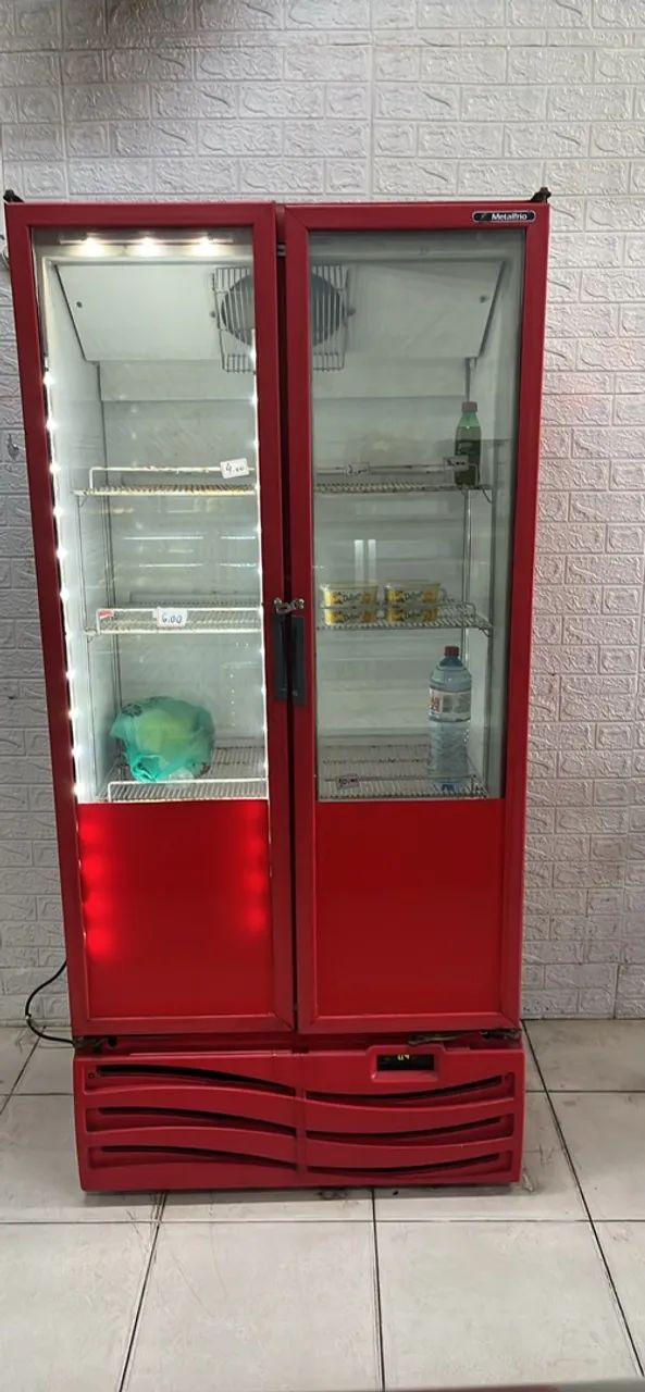 Vendo expositor de bebidas Metalfrio 