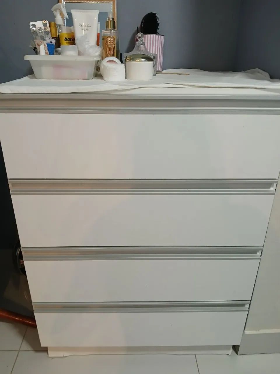 CÔMODA 4 GAVETAS MDF BRANCA  - Foto 3