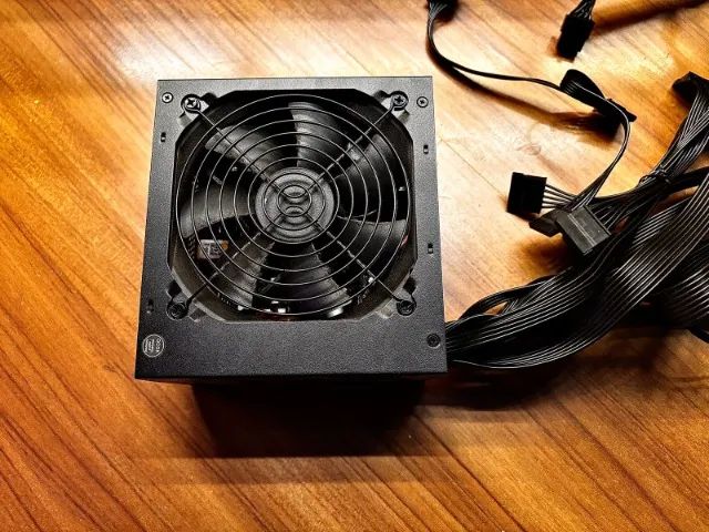 Fonte CoolerMaster MWE 750W - Foto 2