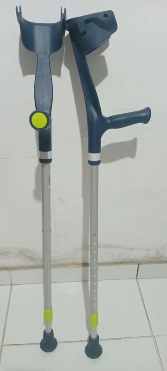 Par de muletas Canadense 