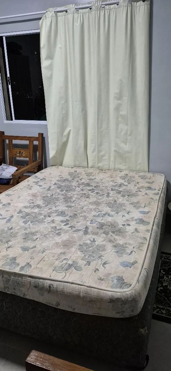 Vendo Cama Box Casal