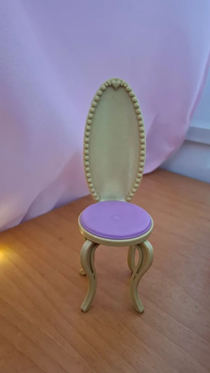Cama e cadeira da Barbie  - Foto 3