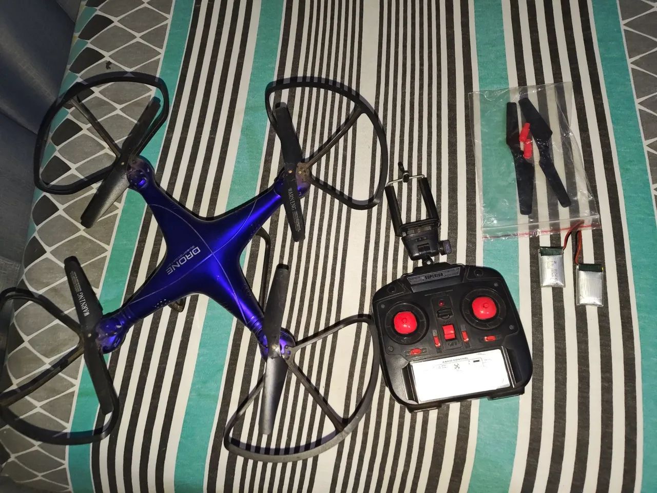 Drone com Controle + 2 Baterias | Funcionando - Foto 3