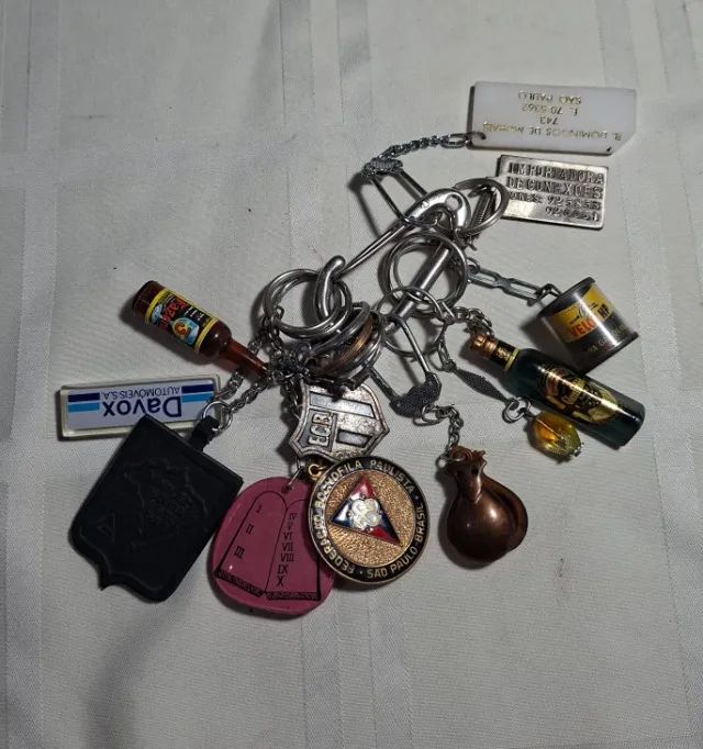 Coleção chaveiros diversos  - Foto 2