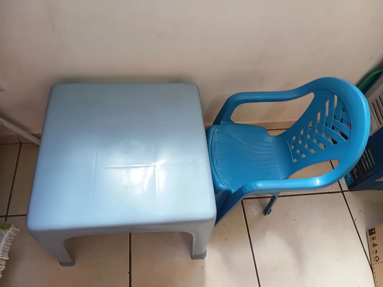 Mesa e cadeira infantil  - Foto 2