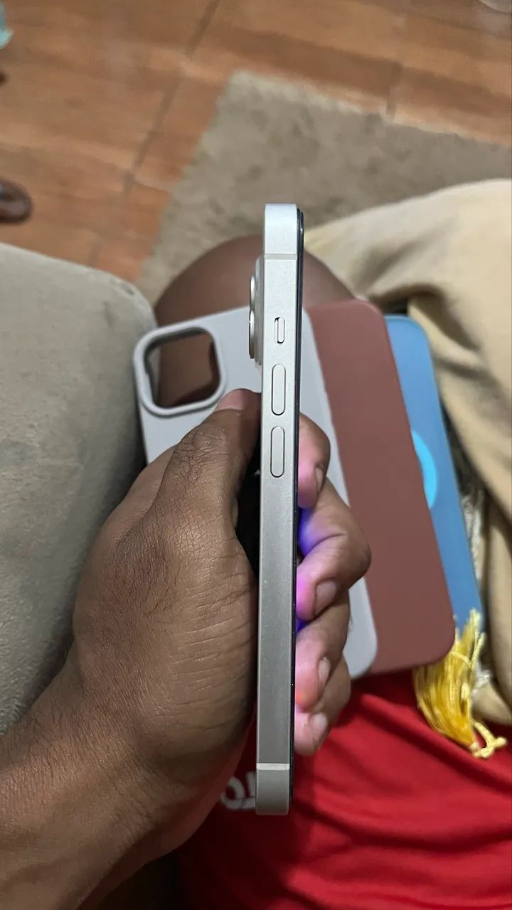iPhone 14 - Foto 4