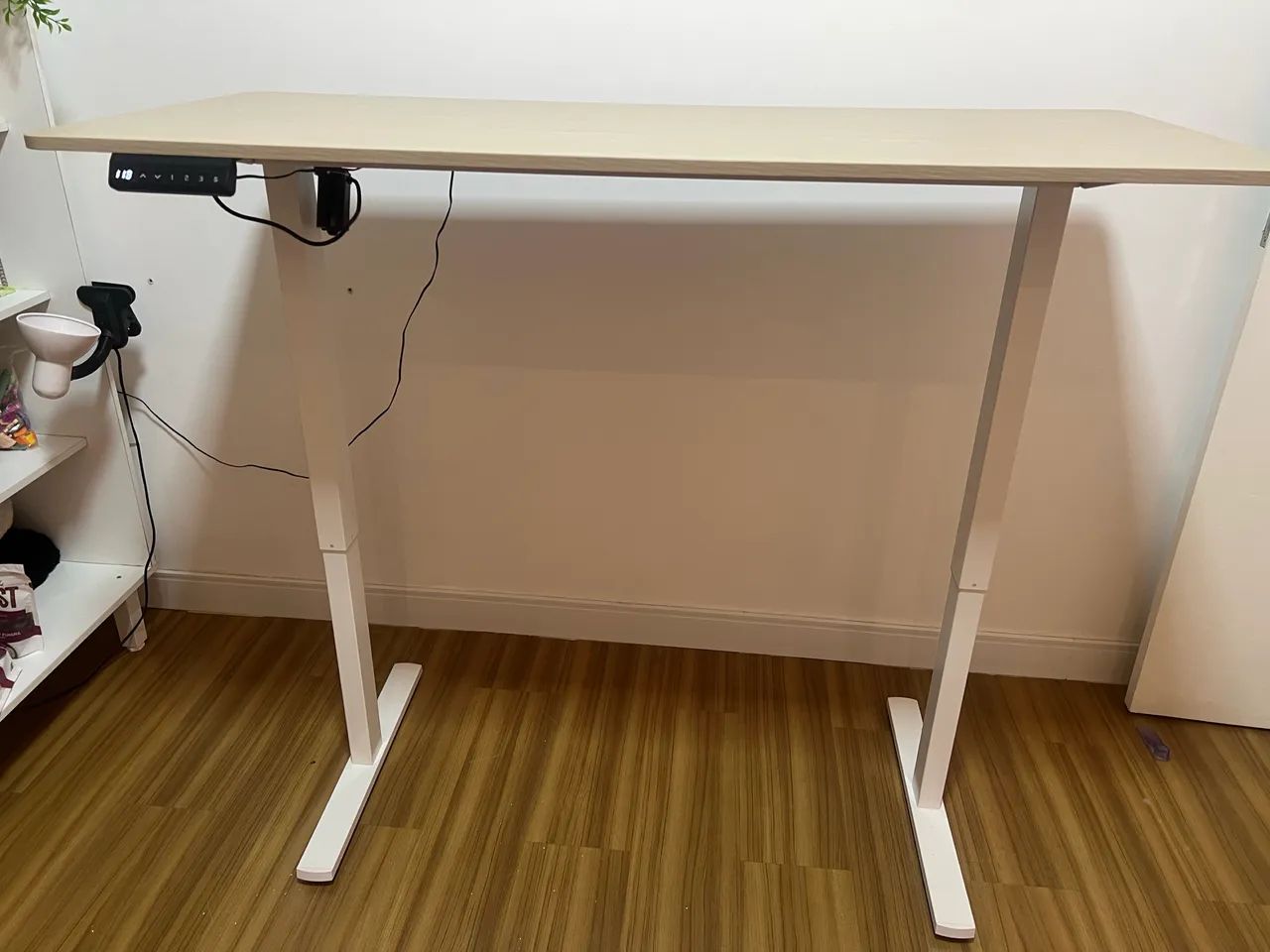 Mesa com regulagem de altura - Foto 2