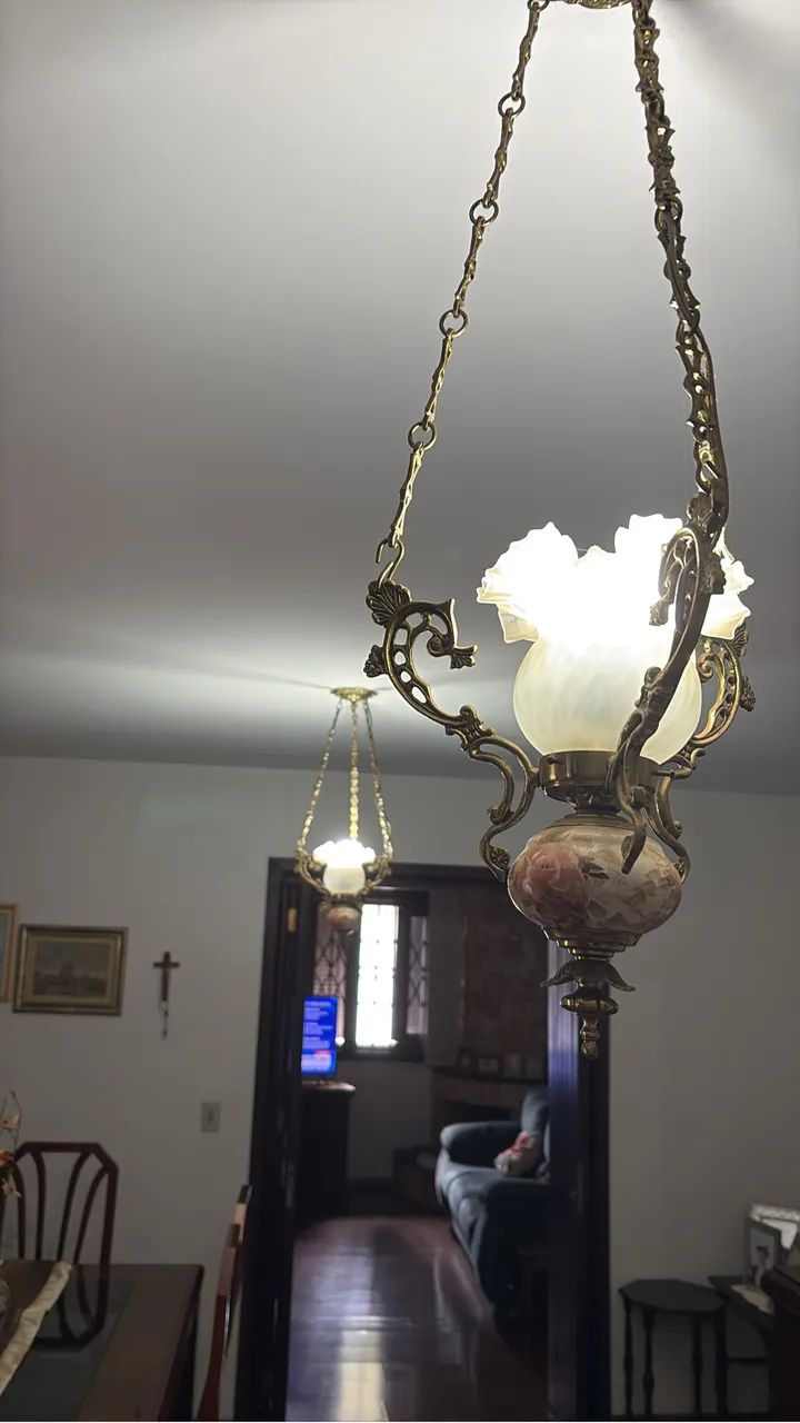 2 lustres para sala com hastes em bronze - Foto 5