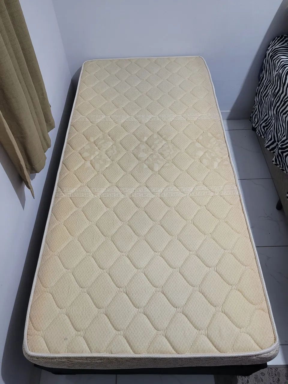 Colchão Solteiro D33 Somente 3 usos