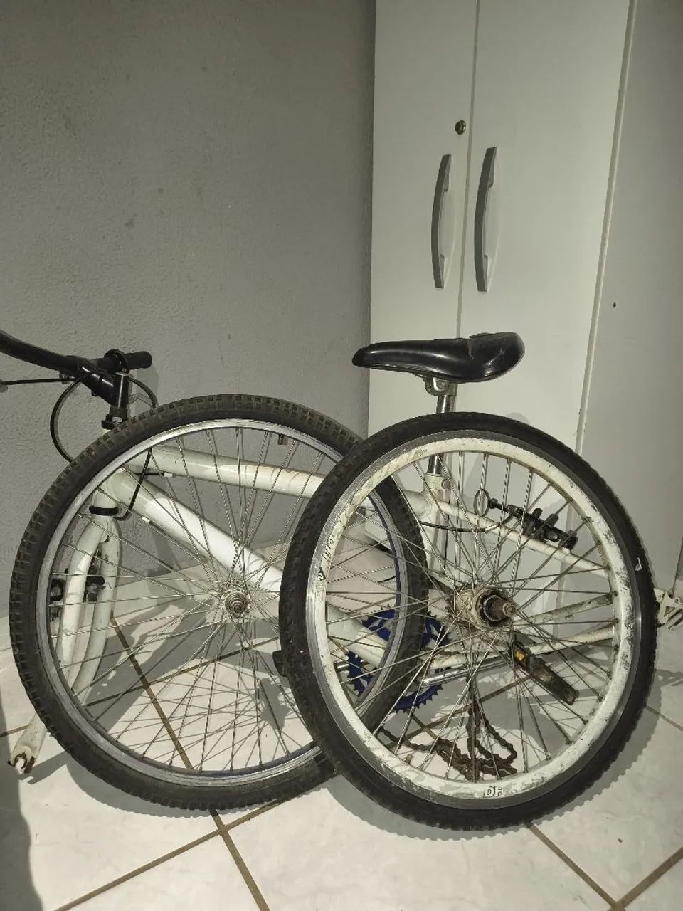 Vende-se essa bicicleta aro 24 - Foto 2