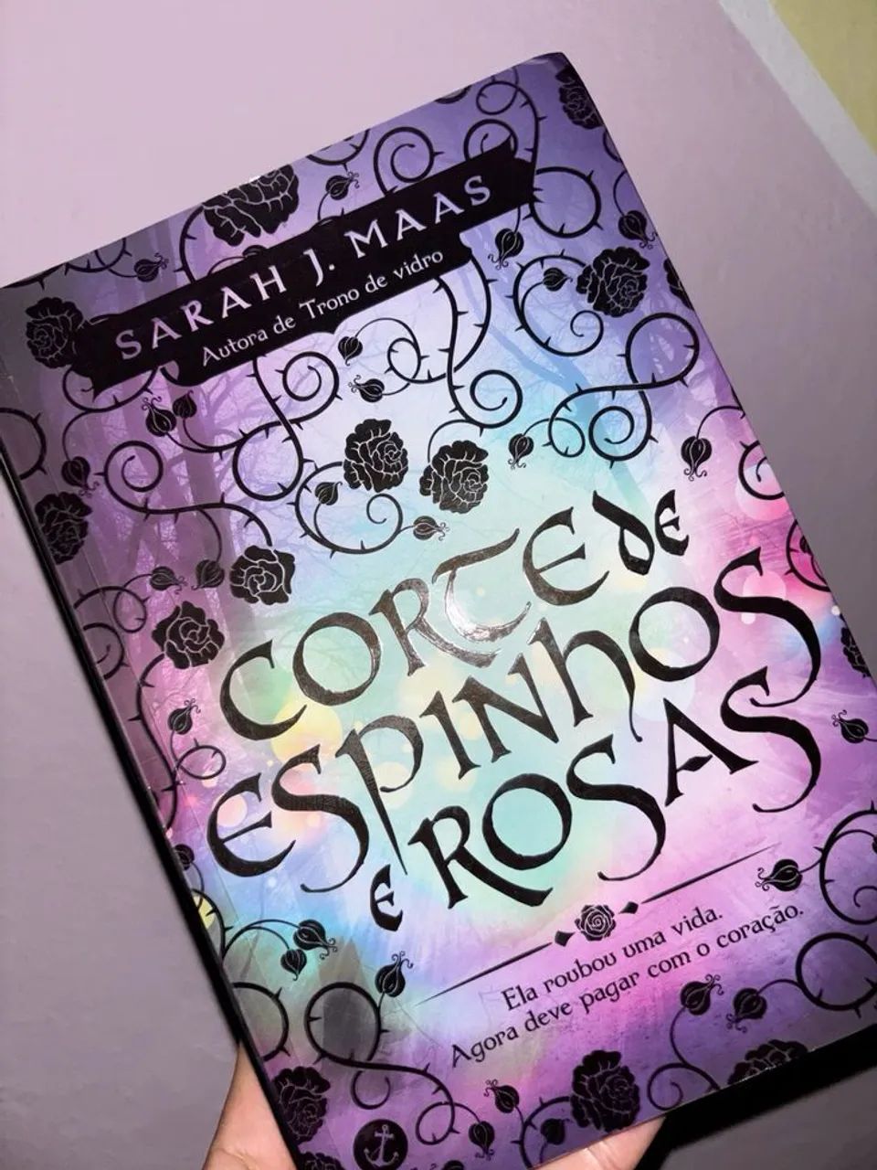 Livro ( corte de Espinhos e rosas)