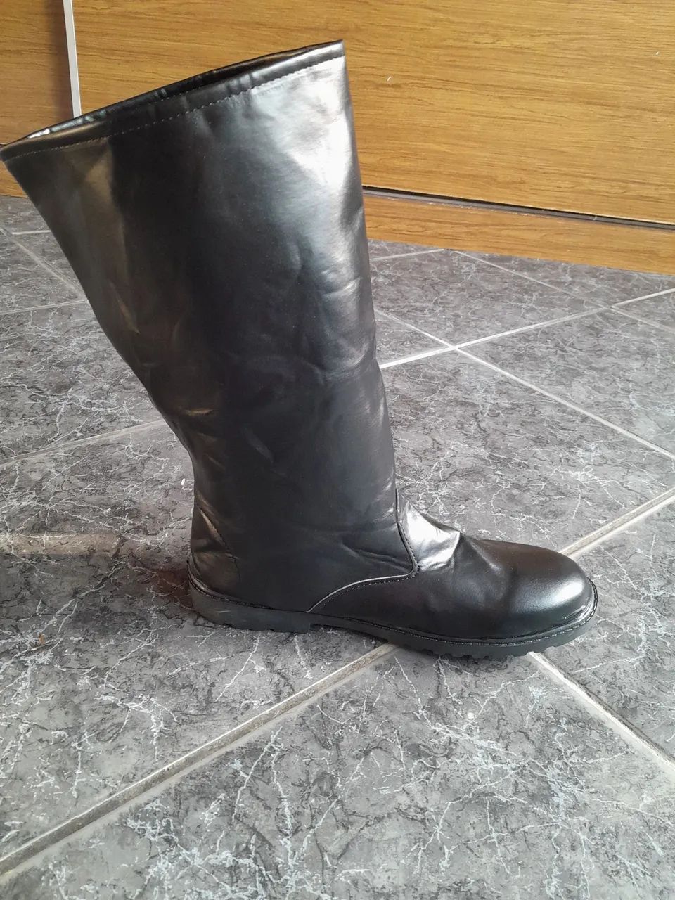 Bota Preta palmilha de 27cms - Foto 3