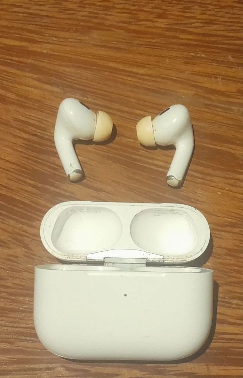 Apple pods
