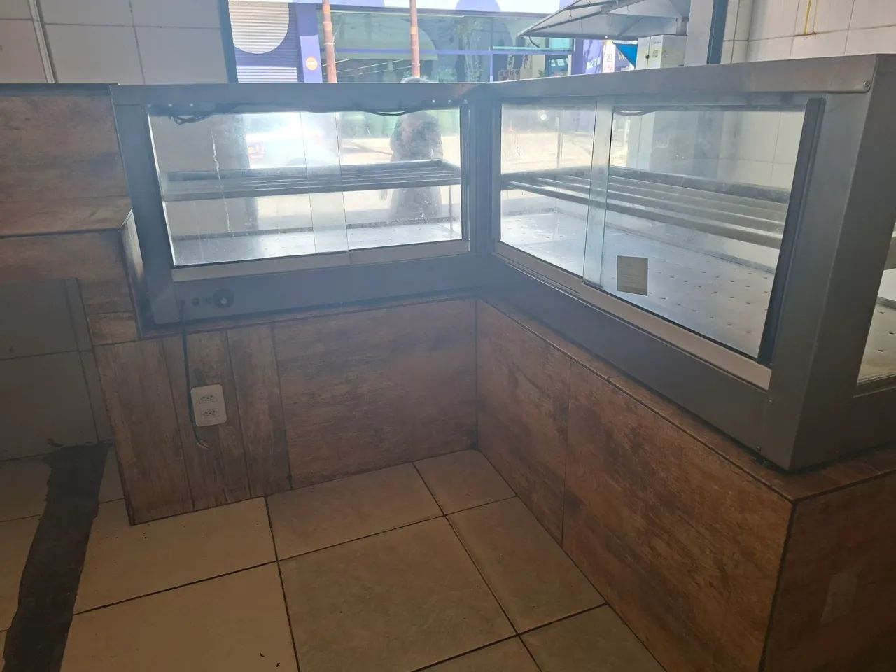 Vitrine ou balcao para salgados