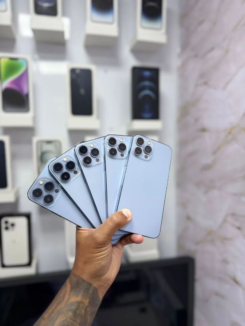 IPHONE 13 PRO MAX 256Gb <br>R$ 3.199,00 MUITO LINDO - Foto 3