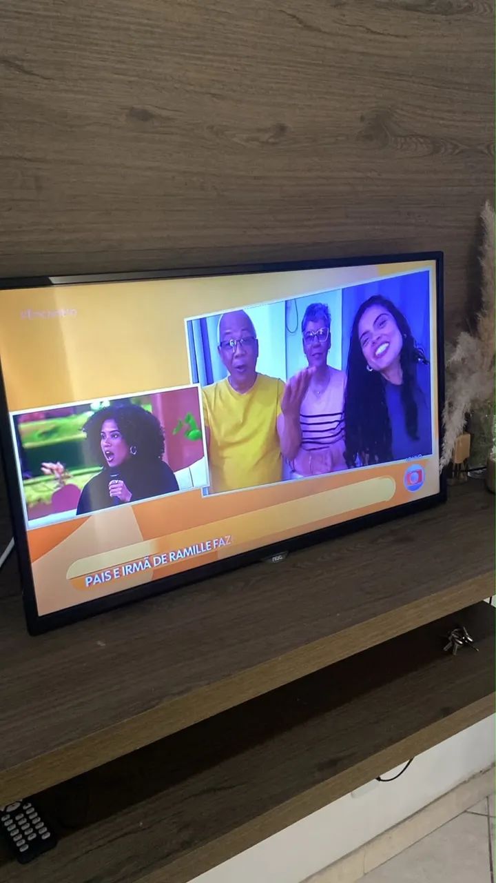 Painel e Televisão AOC 32 - Foto 4