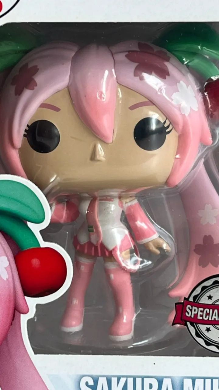 Funko Pop Sakura Miku Cherry Blossom 945 - Selo Special Edition - Foto 2