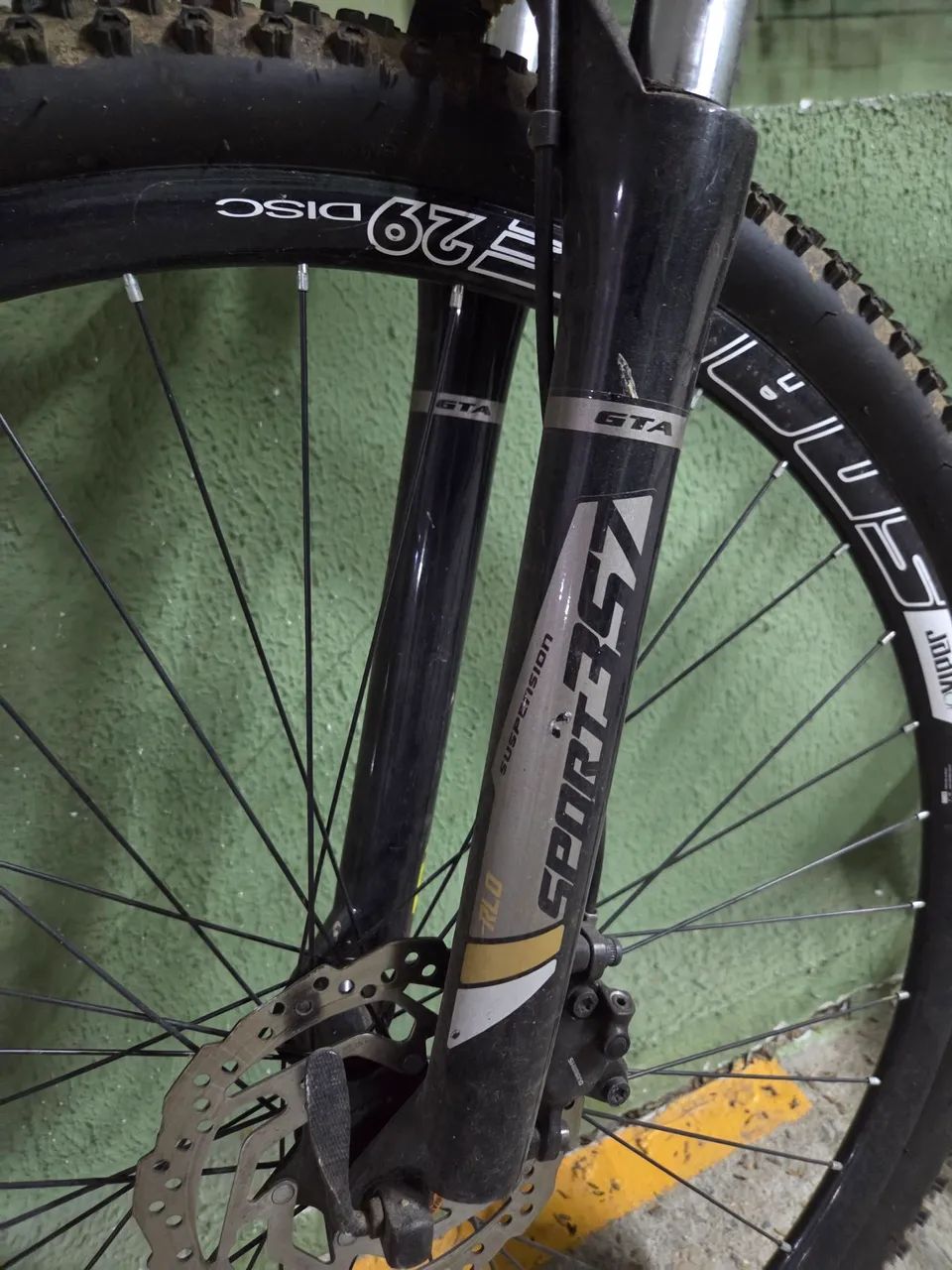 Bicicleta Aro 29 First 27v Shimano - Foto 2